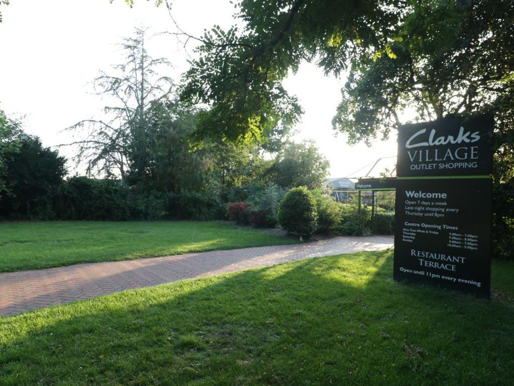 The Nest - Family Friendly Caravan Nr Glastonbury & Street Somerton  Buitenkant foto